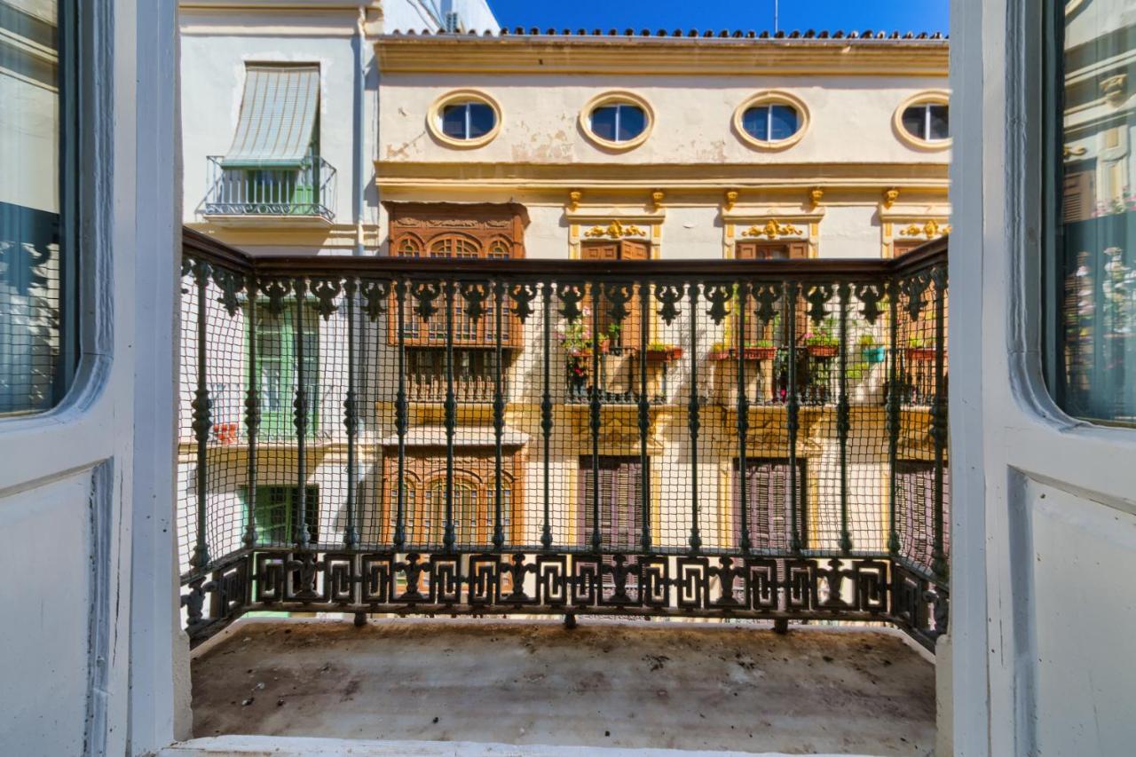 Holidays2Malaga Calderon Loft Wifi Fibra エクステリア 写真